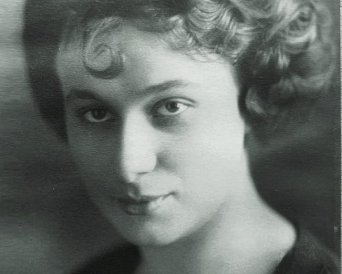 Gertrude Truett Hogsett
